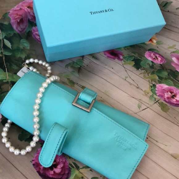 Tiffany&Co. Tiffany blue leather jewelry roll/case - Picture 5 of 9